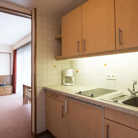 Hotel Apartmenthaus Brixen & Haus 3*