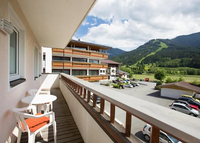 Hotel Apartmenthaus Brixen & Haus